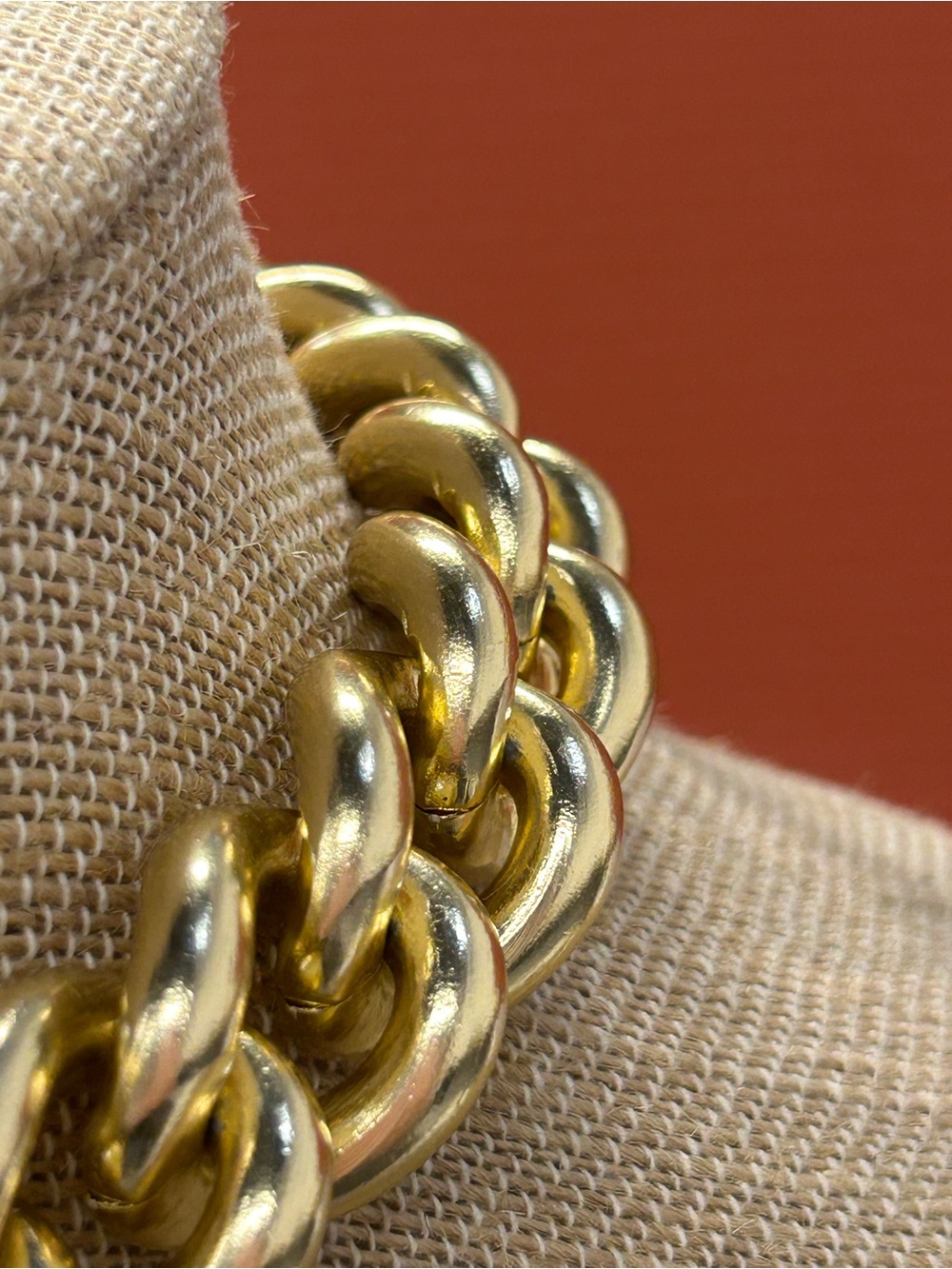 Gold Chunky Curb Chain Necklace - Bold Women's Jewelry - Picture 5 of 8